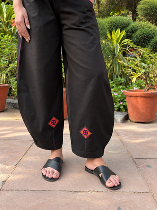 Cross Stitch Short Set- Black