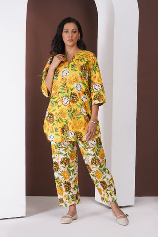 Pineapple Doby Short Kurti- Farshi Pants Set