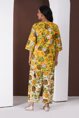 Pineapple Doby Short Kurti- Farshi Pants Set
