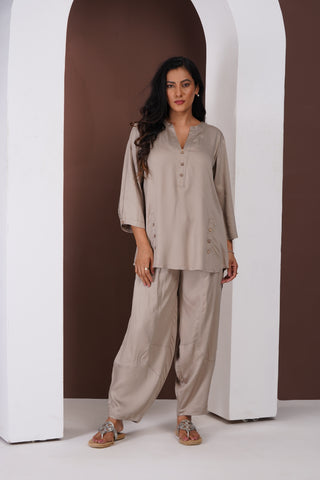 Silk Top- Barrel Pants set- Chalk