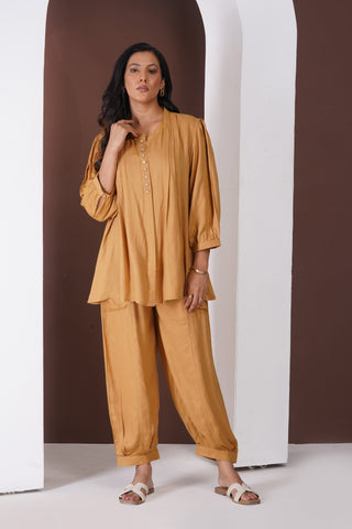 Crepe Pintuck Set- Tan