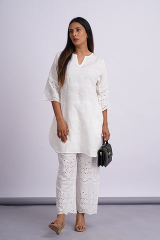 Sunrise Linen Schiffli Set