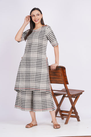 Checkered Culotte Pants- Black