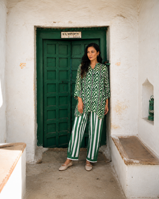 Marble Chiffon Short Kurti- Farshi Pants Set
