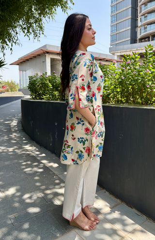 Guldasta Linen Coord Set- Red