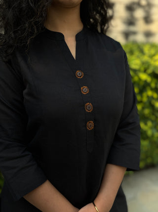 Sunflower Linen Pocket Kurta- Black