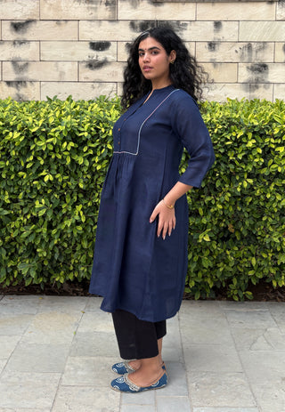 Lekhika Linen Kurta- Navy