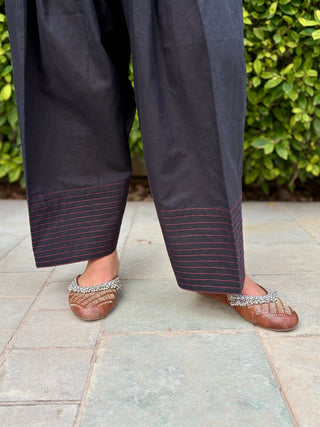 Piku Farshi Set with Modal Silk Stole- Black