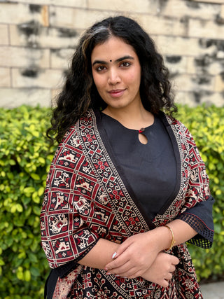 Piku Farshi Set with Modal Silk Stole- Black