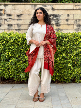 Piku Farshi Set with Modal Silk Stole- Ivory