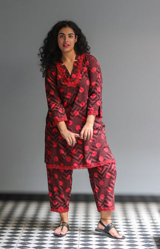 Kaveri Dabu Kurta Set- Red