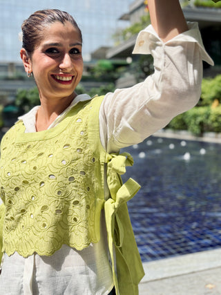 Schiffli Cotton Bib- Lime Green