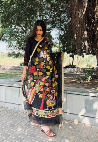 Kalamkari Silk Dupatta- Temple Motifs