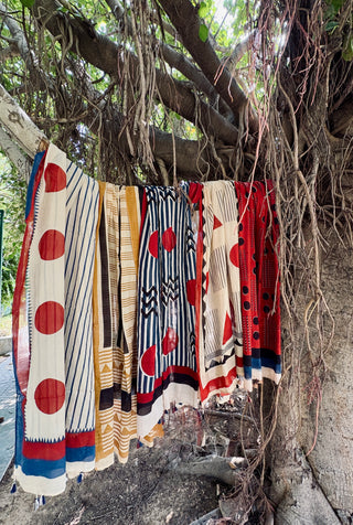Mulmul Block Print Dupatta- Navy Red