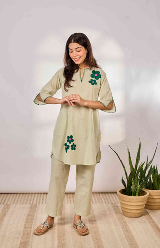 Aari Embroidery Set- Green